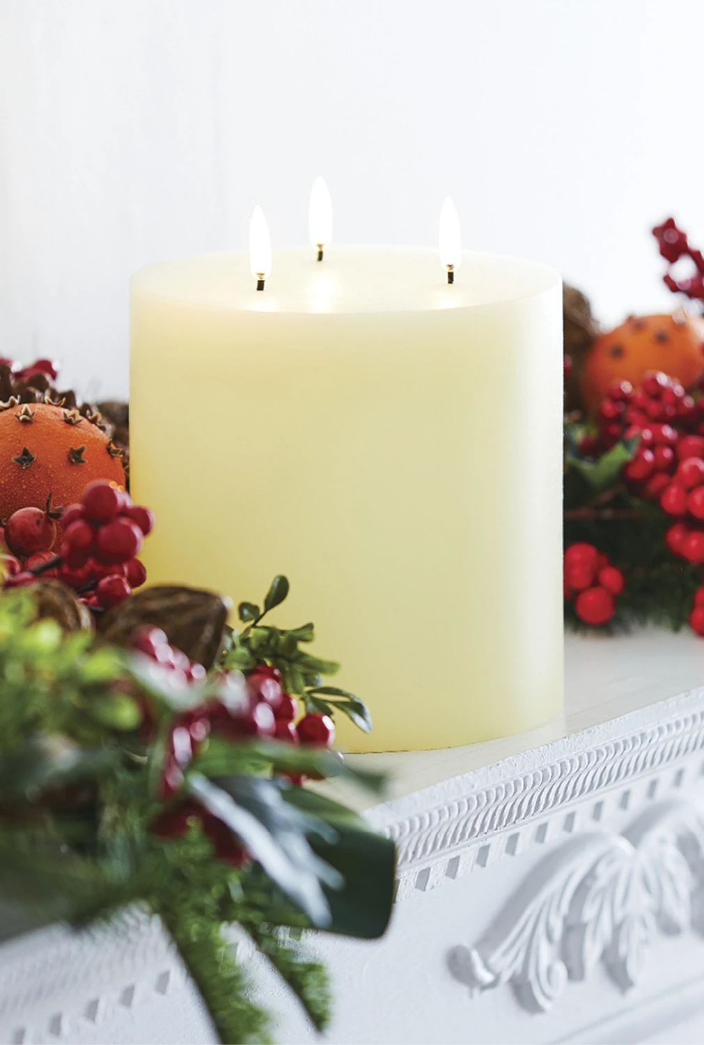 Uyuni 6" X 7" Large Ivory Triflame Candle 4034551 4 Uyuni 6" X 7" Large Ivory Triflame Candle 4034551 - Image 2