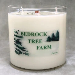 Bedrock Tree Farm 32 Oz Fir Needle Scented Christmas Candle V32NAT