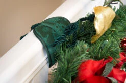 Village Lighting Bannister Protecting Garland Ties V-11099-DLX 19 Village Lighting Bannister Protecting Garland Ties V-11099-DLX -Holiday Decorations apicozklp 51719.1646091867