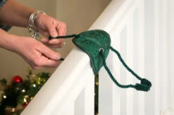Village Lighting Bannister Protecting Garland Ties V-11099-DLX 16 Village Lighting Bannister Protecting Garland Ties V-11099-DLX -Holiday Decorations apifqnyyb 37674.1646091864