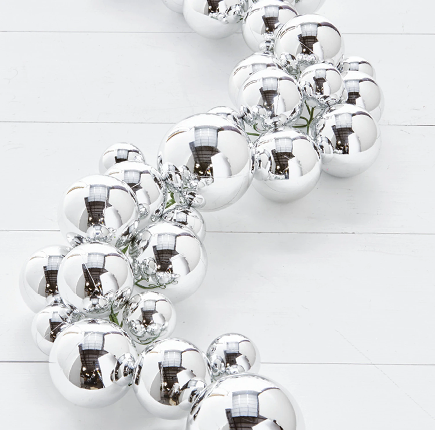 Raz 4' Silver Ball Christmas Garland G3832769 3 Raz 4' Silver Ball Christmas Garland G3832769